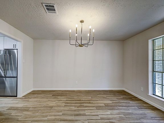 5th image of 9723 Galston Ln