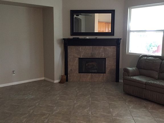 5th image of 36963 Persimmon Cir