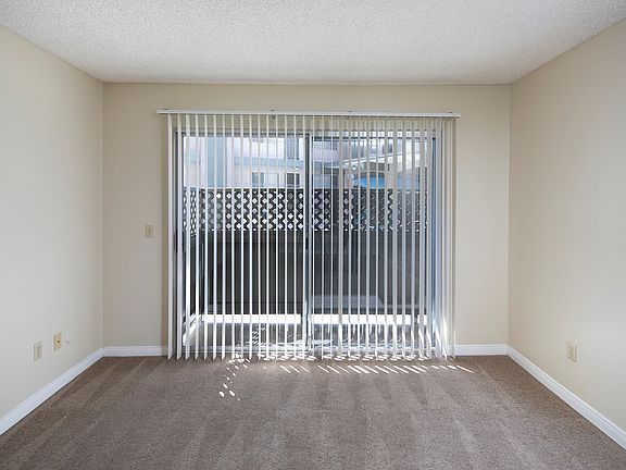 4th image of 5444 Reservoir Dr APT D2