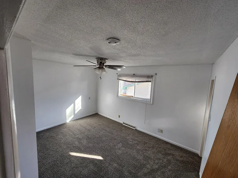6521 Moreland Ave — Photo 5