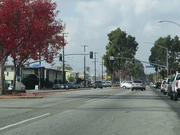 5th image of 6673 Gaviota Ave