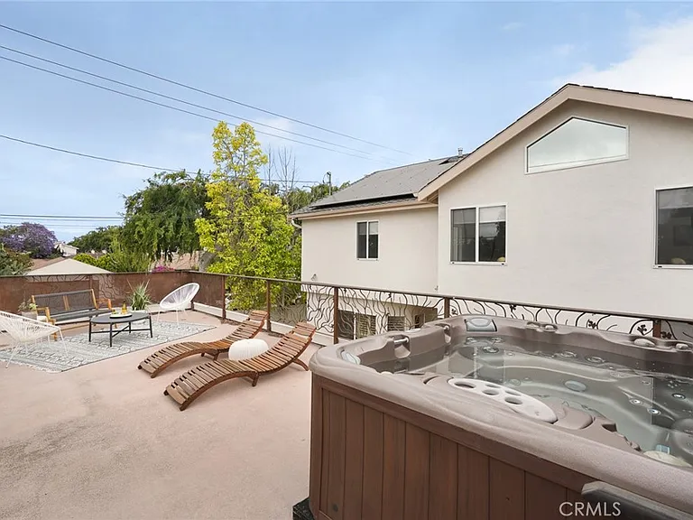 11060 Wagner St — Photo 35