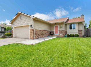 1815 N Denise Marie St, Wichita, KS 67212