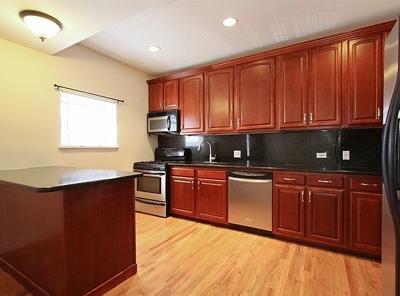 5th image of 6324 S Kimbark Ave APT 205