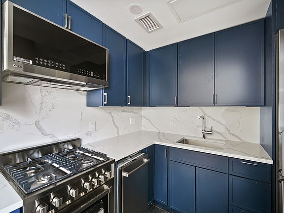 5th image of 441 Metropolitan Ave #1