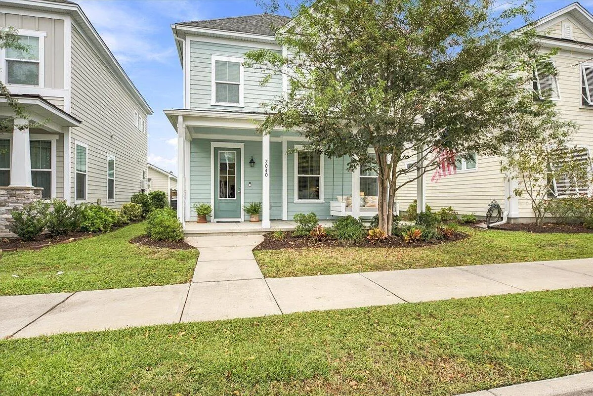 3 bed, 2.5 bath, 1766 sqft, $3,000 — Photo 2