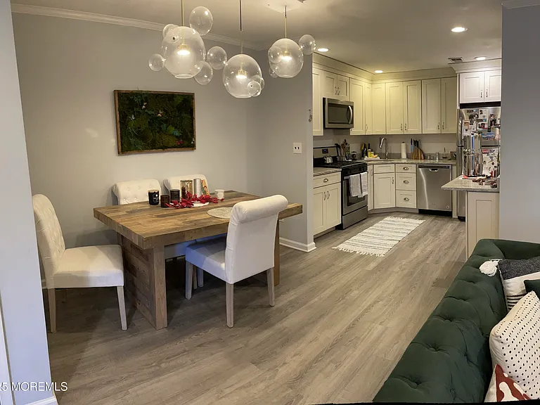 157 Frontier Way — Photo 8