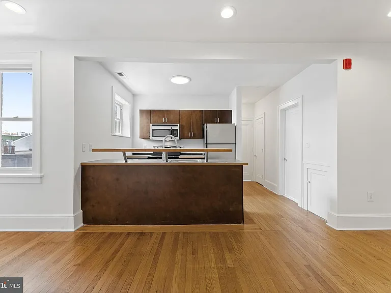 5150 Ridge Ave #2 — Photo 2