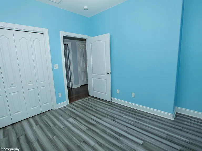 4215 Jade Loop — Photo 16