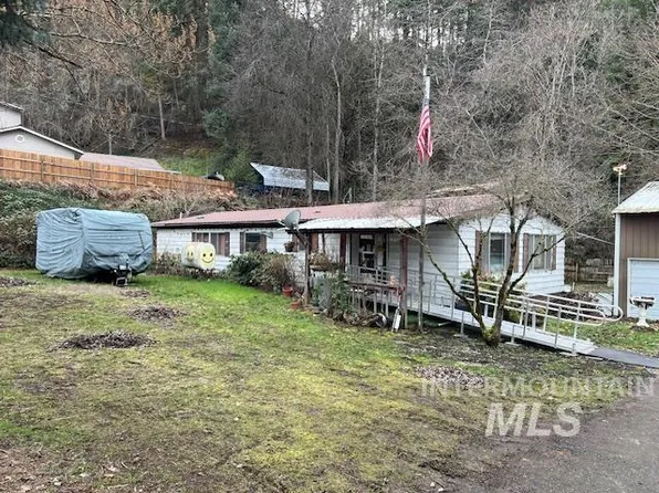 403 139th St, Orofino, ID 83544