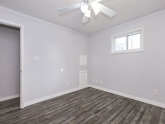 5th image of 11809 Summerland Ave