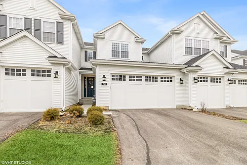 738 Derby Ln Photo 1