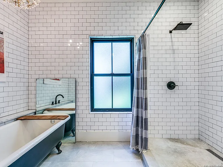 627 W Lynwood Ave — Photo 22