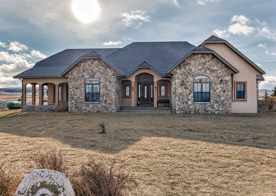 1st image of 282041 E Township Road 113 Rural Willow Crk #26