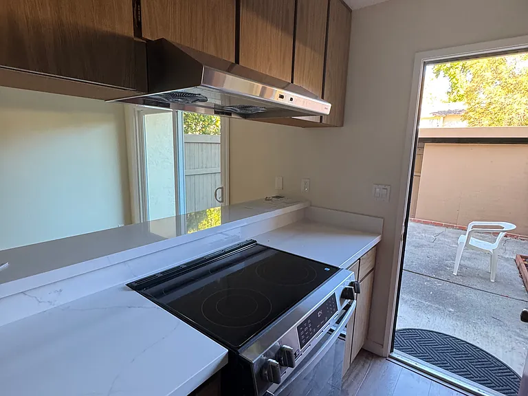 1836 Pomar Way — Photo 6