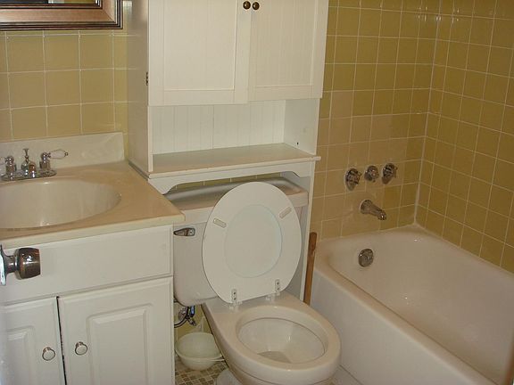 5th image of 10903 N Kendall Dr