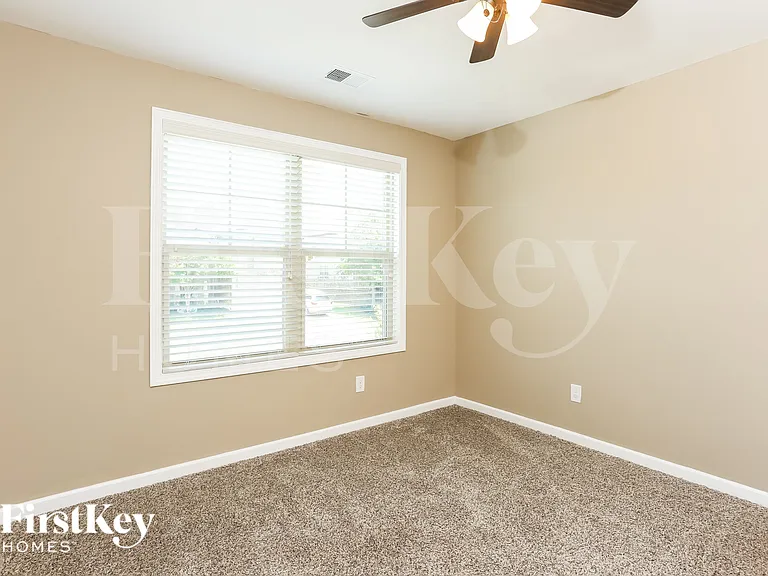 4180 Pleasant Woods Dr — Photo 10
