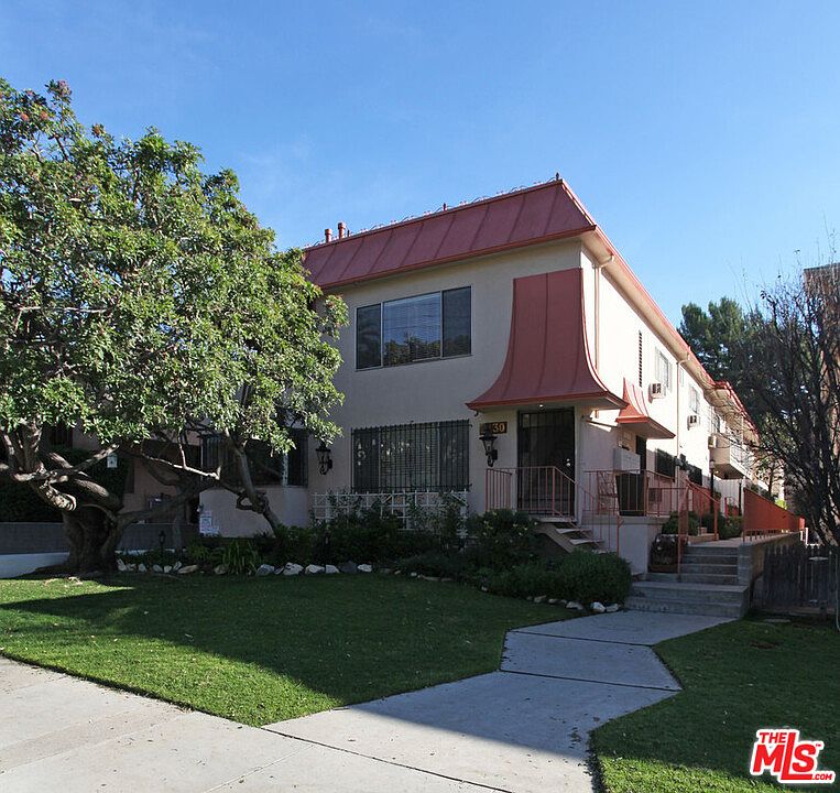 1st image of 2130 N Beachwood Dr