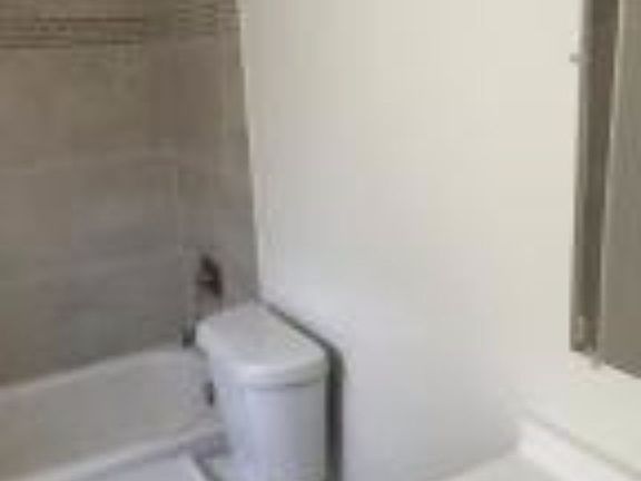 3rd image of 500 Executive Center Dr #1G-0