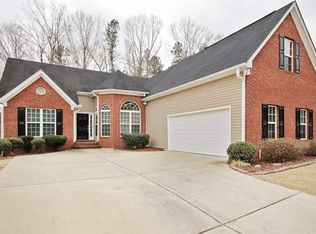 1033 Creek Bottom Rd, Loganville, GA 30052