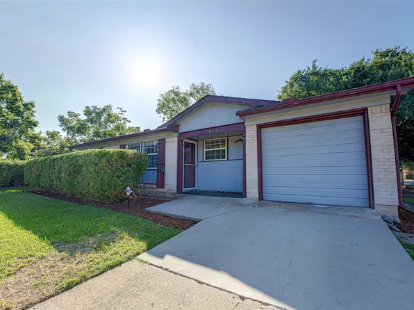 2906 Windmill Ln, Farmers Branch, TX 75234