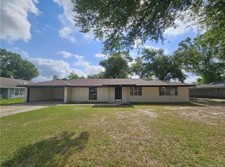 203 S Storer Ave, Iowa, LA 70647