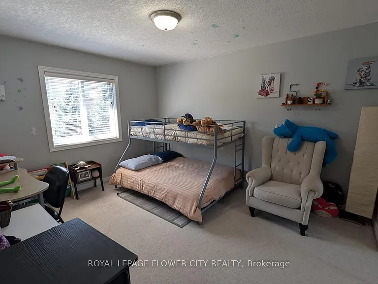 165 Cranbrook St — Photo 10