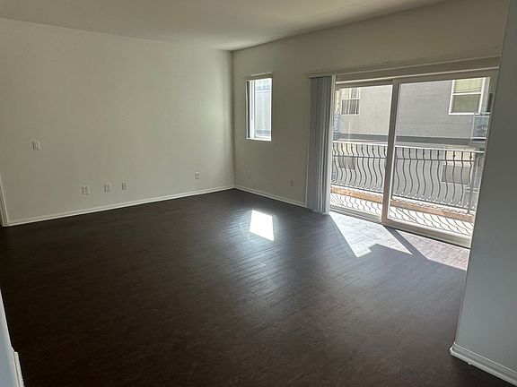 2nd image of 689 S Berendo St APT 303