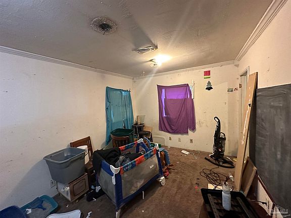 4th image of 4806 Chimes Way
