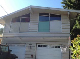 223 NE 92nd St, Seattle, WA 98115