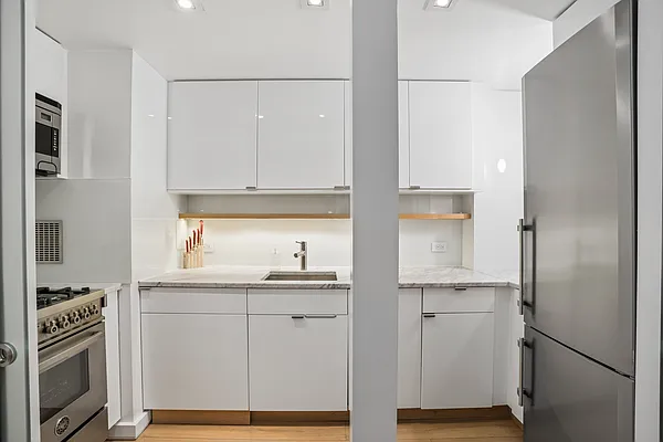 Kitchen, photo 1