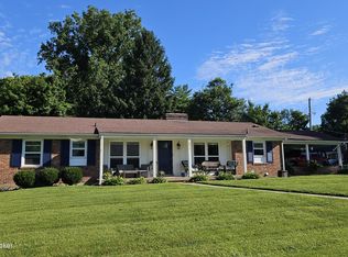 8919 Bingham Dr, Louisville, KY 40242