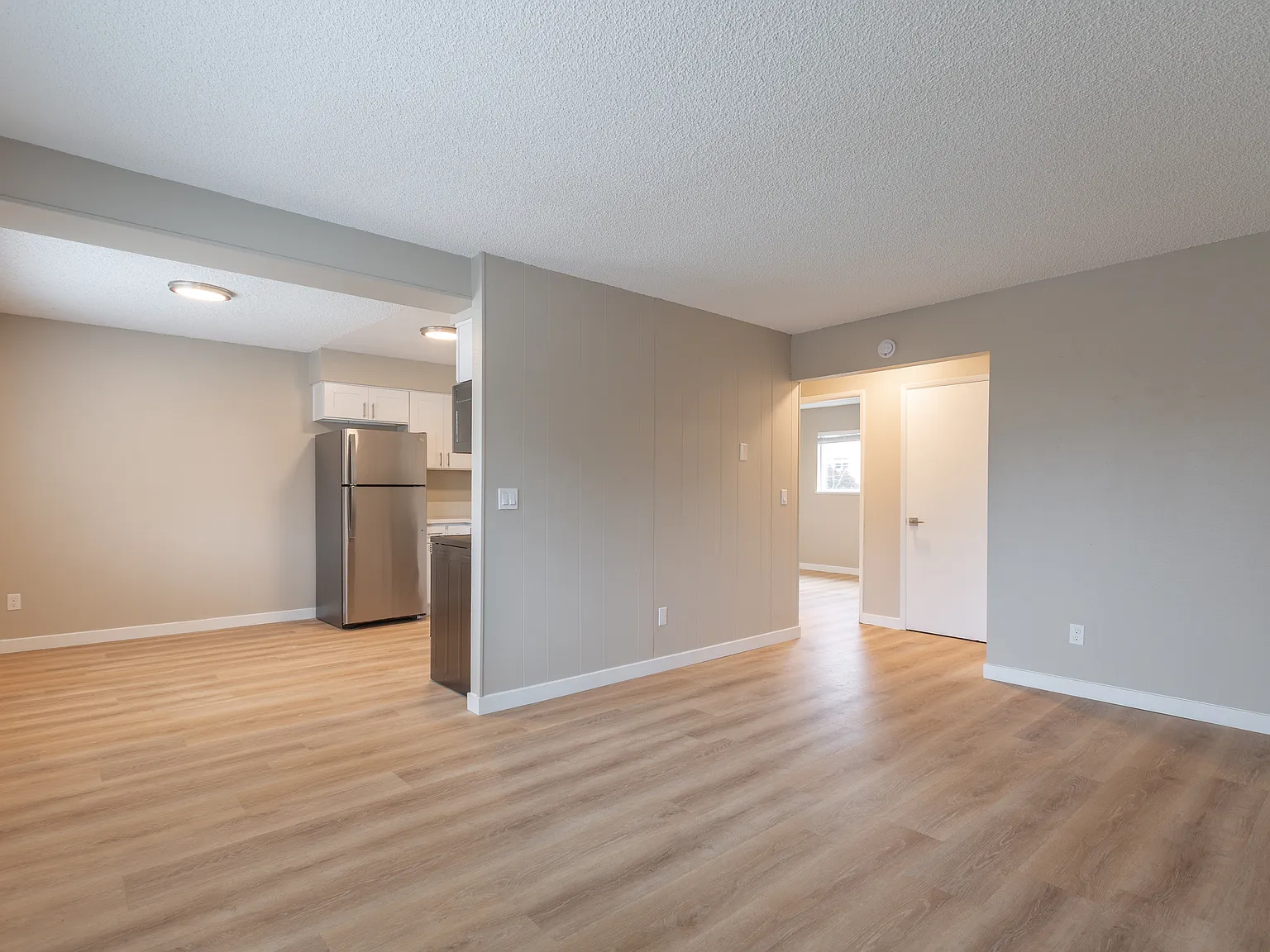 2 bed, 800 sqft, $1,995 — Photo 4