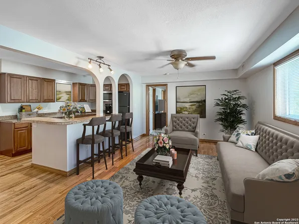 255 E RAMPART DR #205, San Antonio, TX 78216