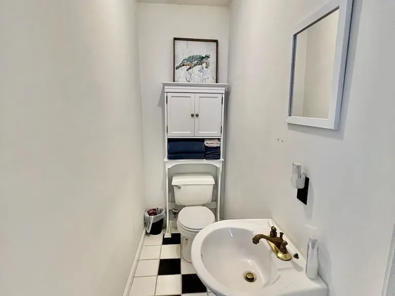 334 Plymouth Ave — Photo 23