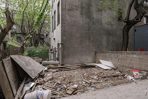 Rented by MySpaceNYC | media 13