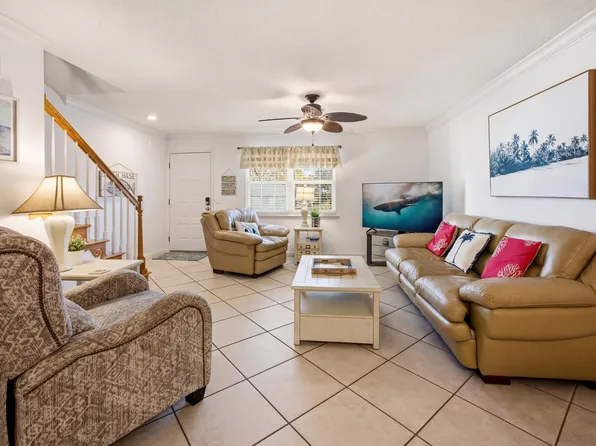 241 Ellis Rd Unit 11, Miramar Beach, FL 32550