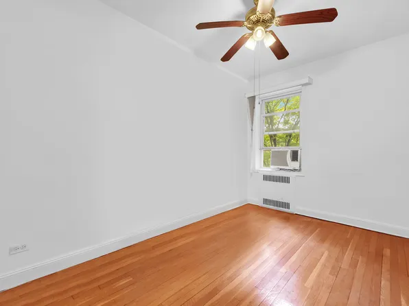 1620 Avenue I image 13 of 14