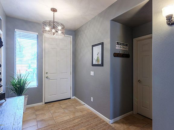 5th image of 10657 E Lomita Ave