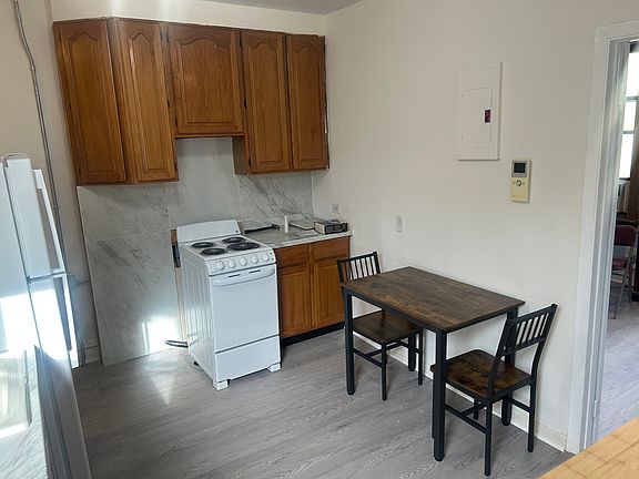 2nd image of 2456 Arthur Ave APT 3