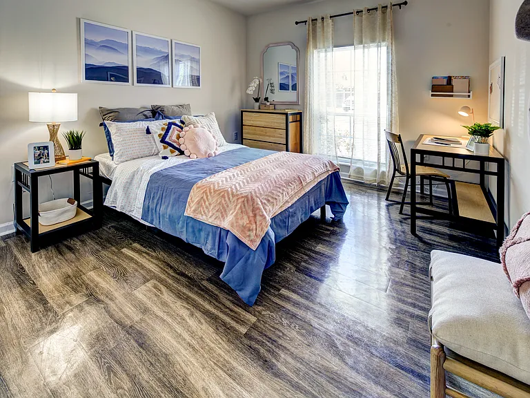 Peninsular Place Apartments — Photo 26
