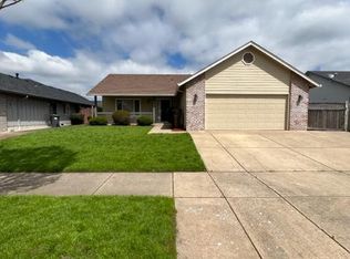 6037 Rombauer Rd, Eugene, OR 97402