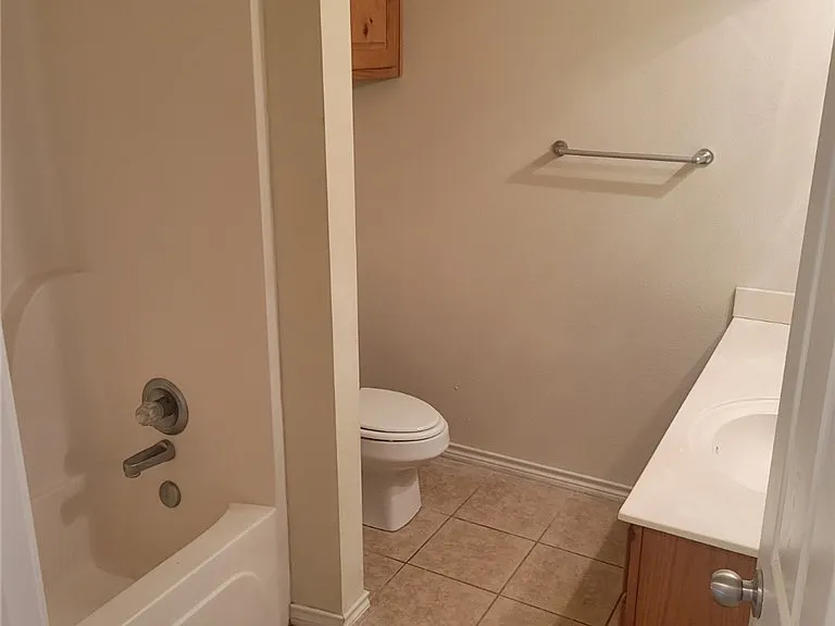 2317 Cornell Dr — Photo 5