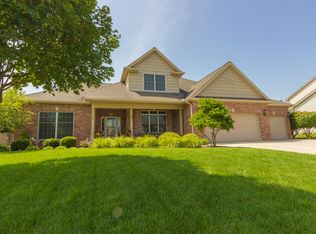 3607 Matthew Dr, Bloomington, IL 61704