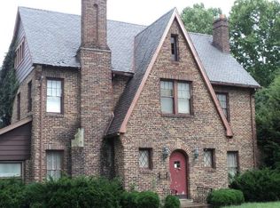 300 Holswade Dr, Huntington, WV 25701