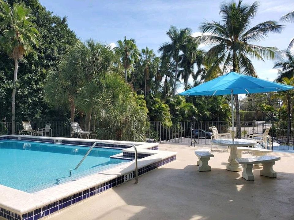 1st image of 2539 S Bayshore Dr APT 214