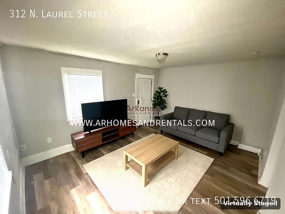 312 N Laurel St
