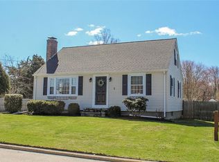 63 Fatima Dr, Warren, RI 02885