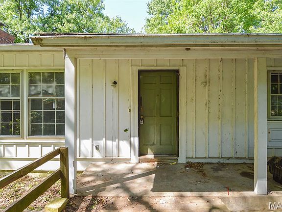 4th image of 122 Coburg Dr