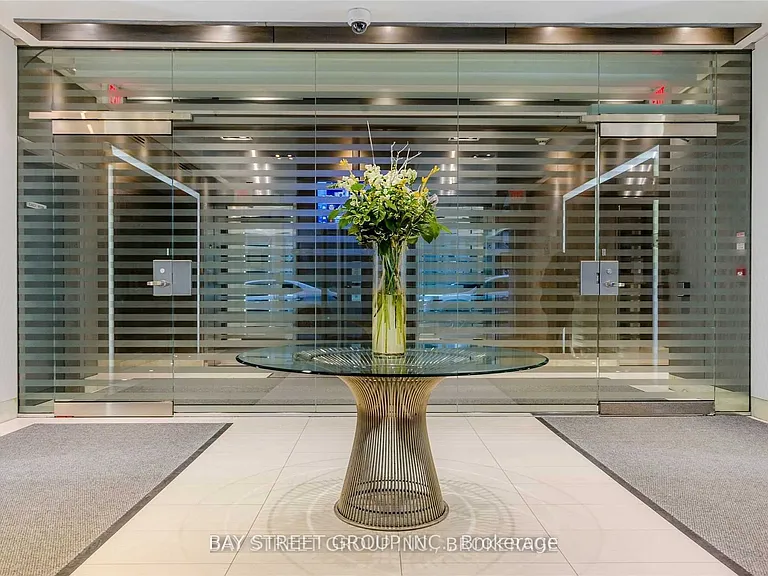 21 Carlton St #2508 — Photo 9